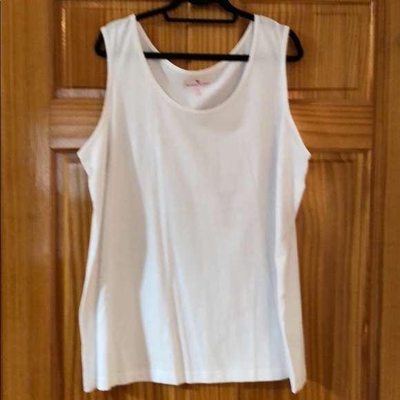 Sleeveless top - Picture 1 of 1
